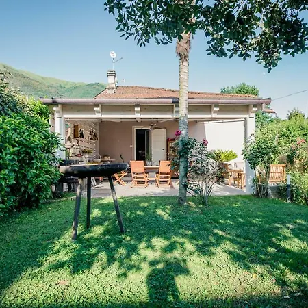 Casa Vittoria Σπίτι διακοπών Camaiore